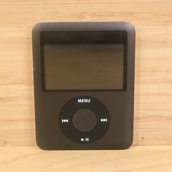Apple iPod Nano 3rd Generation 8GB A1236 / Black / Tested Working - Picture 3 of 5